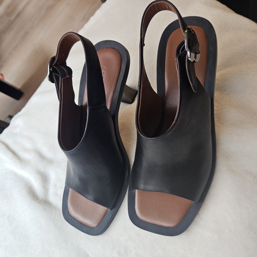 Never Worn - image 2